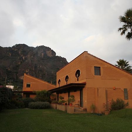 Madre Tierra B&B Tepoztlán Exterior foto